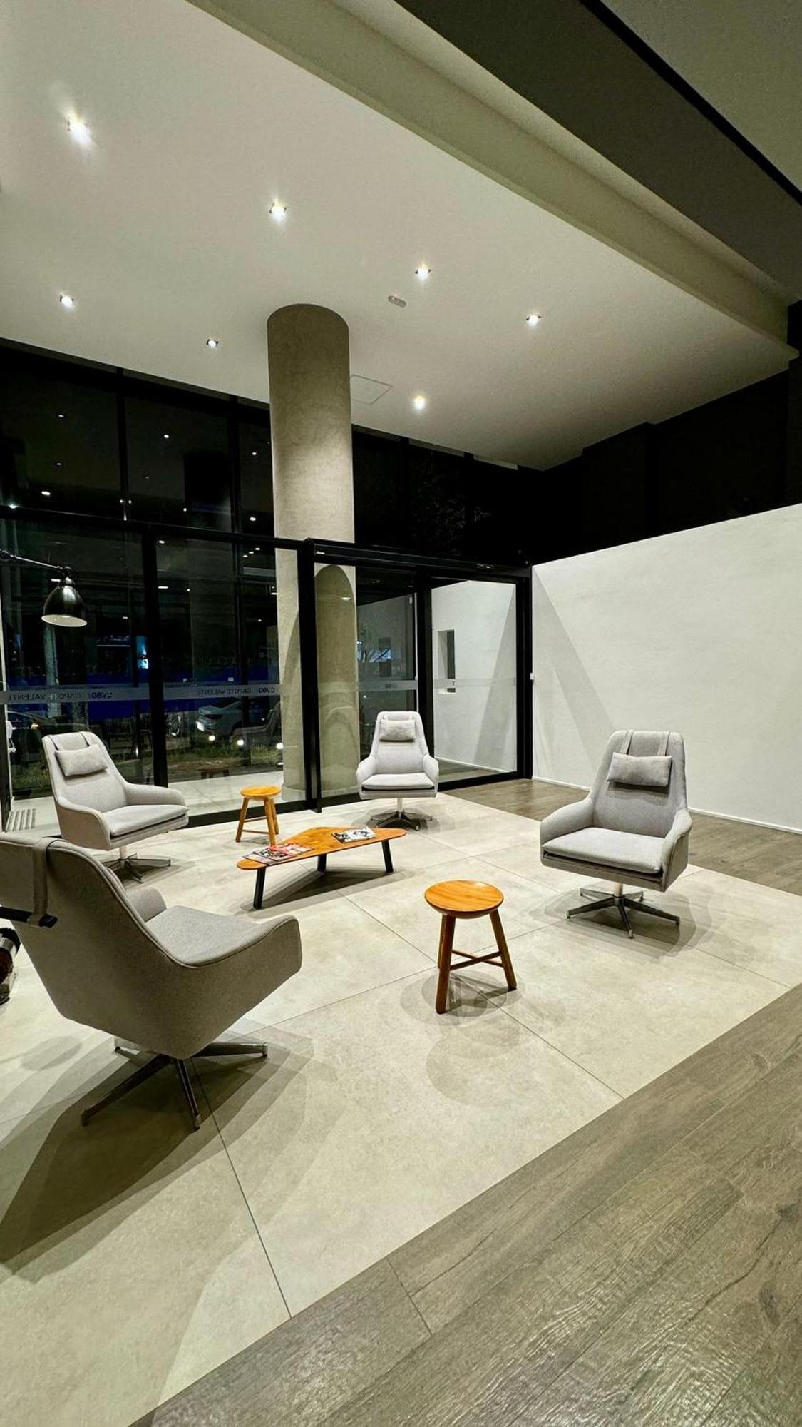 Apartamento Moderno E Funcional Vn Capote Valente